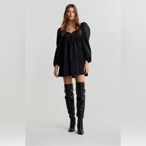 Zara V NECK DRESS WITH BELOW THE ELBOW LENGTH SLEEVES AND RUFFLED CUFFS.